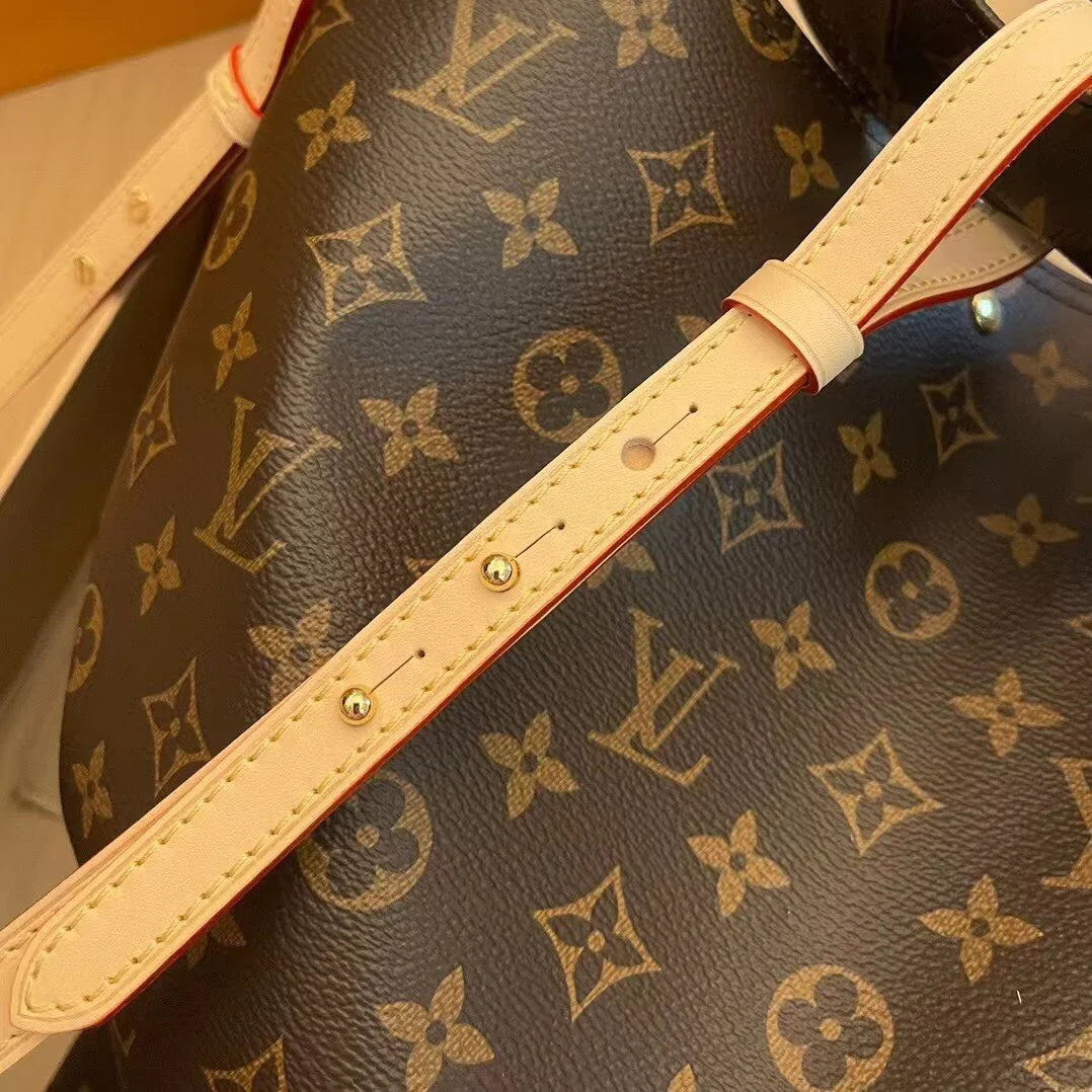 2026 Exquisite+leather+bags-280