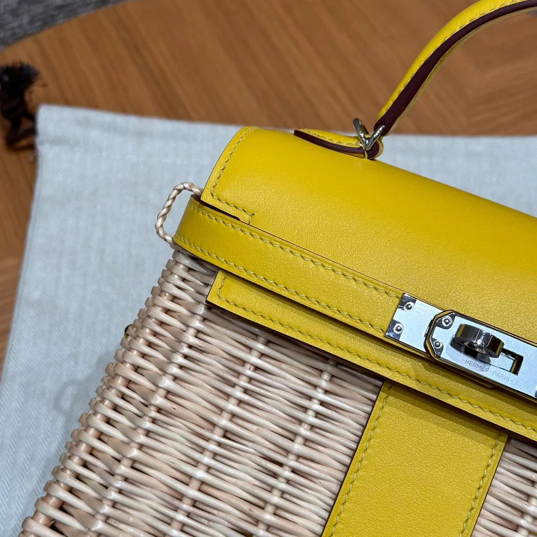 2026 Exquisite+leather+bags-40