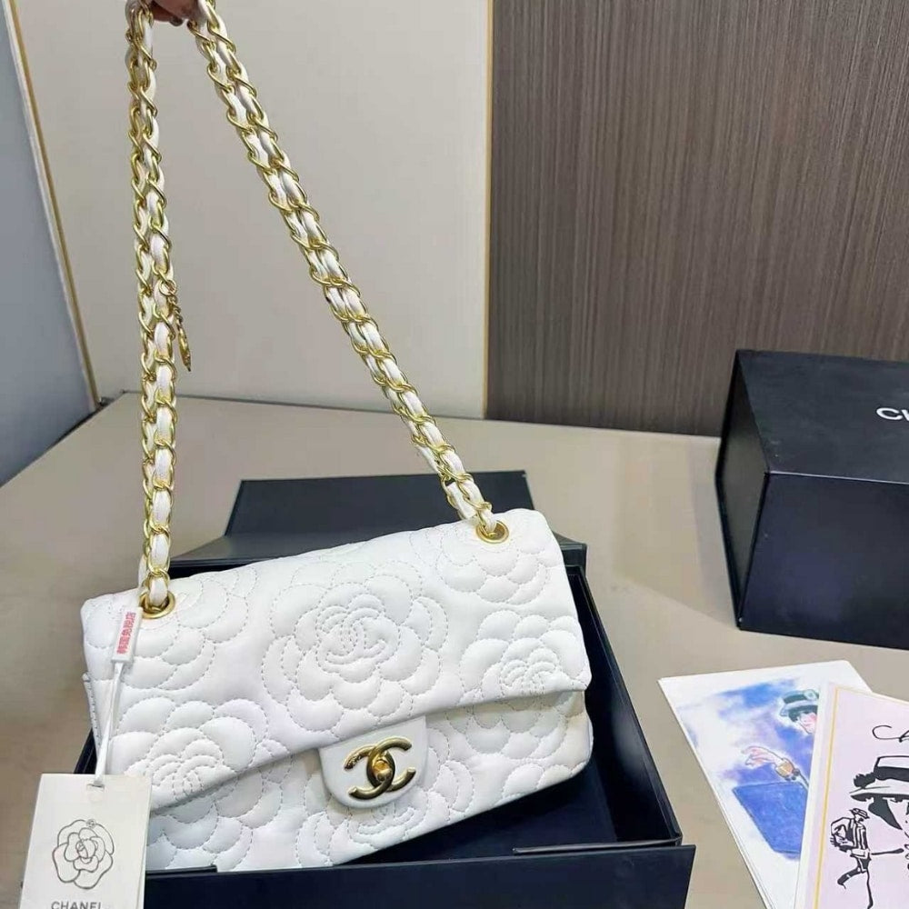 Camellia Medium Smooth Leather Flap Bag White 26cm 22 New Collection Bag Flap Bag