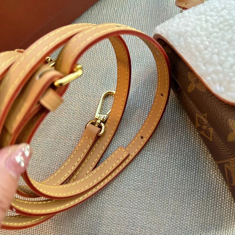 2026 Exquisite+leather+bags-557