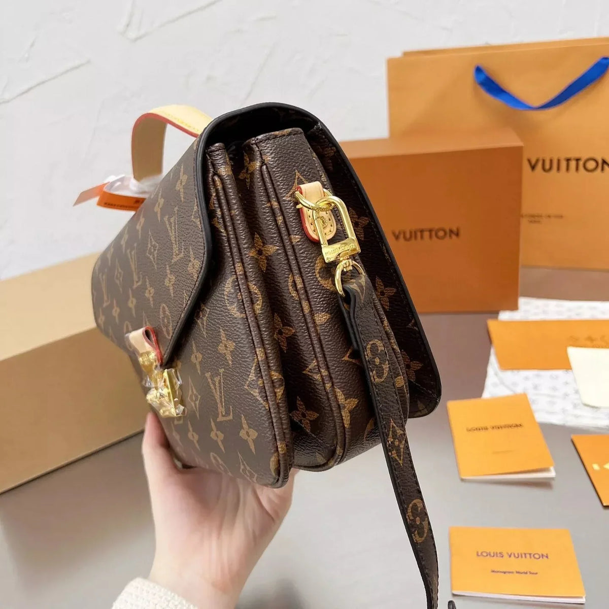 2026 Exquisite+leather+bags-566