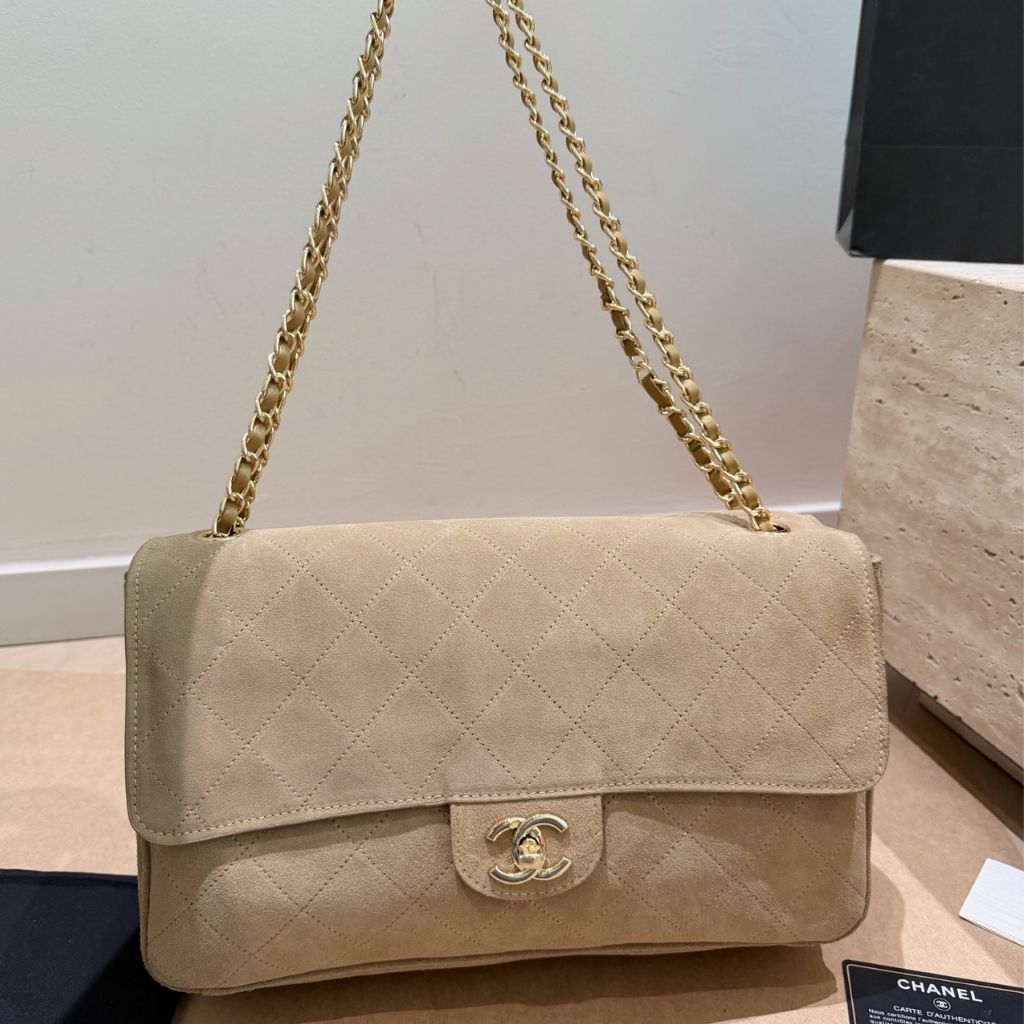 Maxi Flap Bag Suede Gold Metal Dark Beige 32cm AS6281 B24009 U9390 22 New Collection Bag Flap Bag