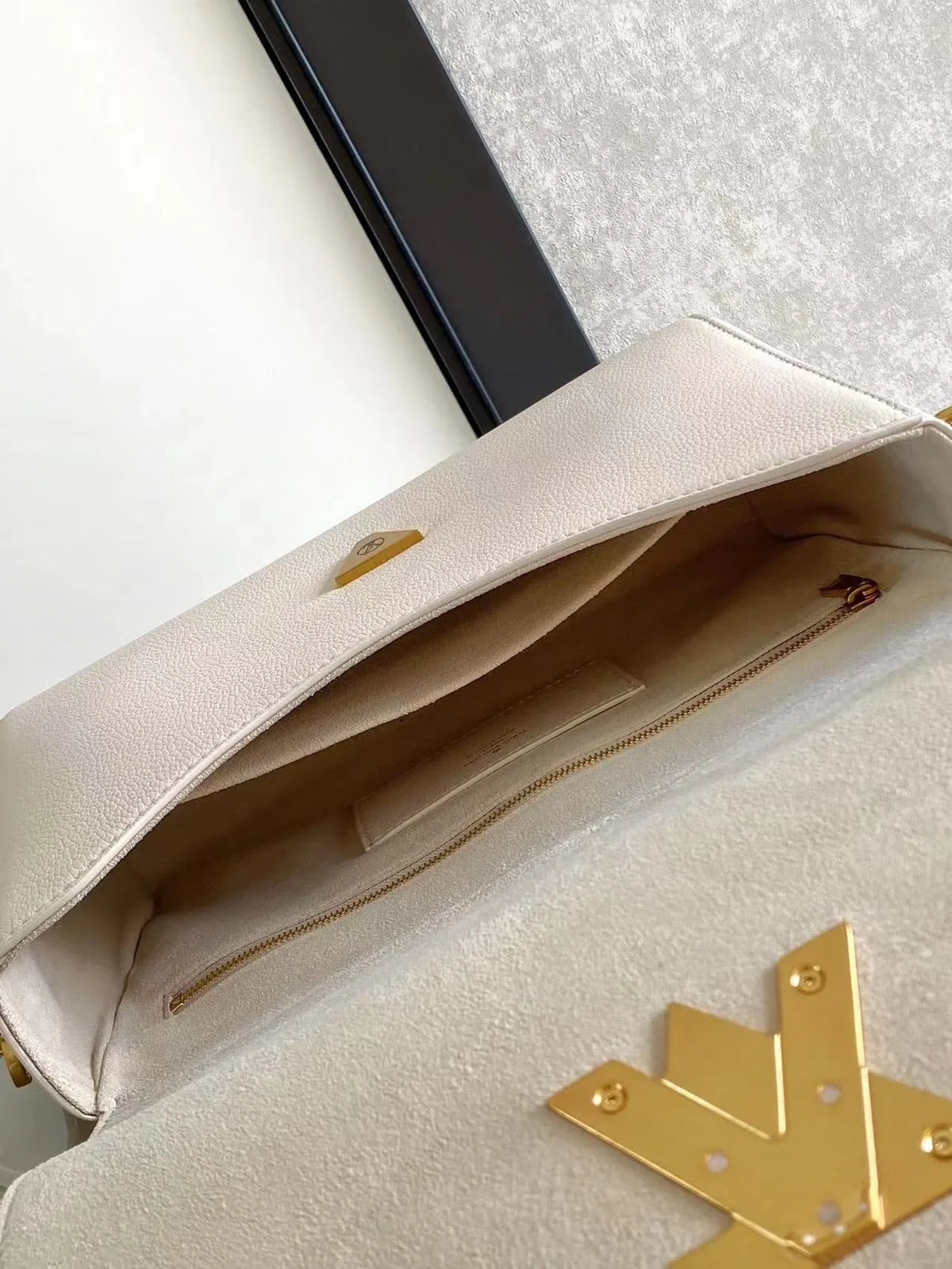 2026 Exquisite+leather+bags-387