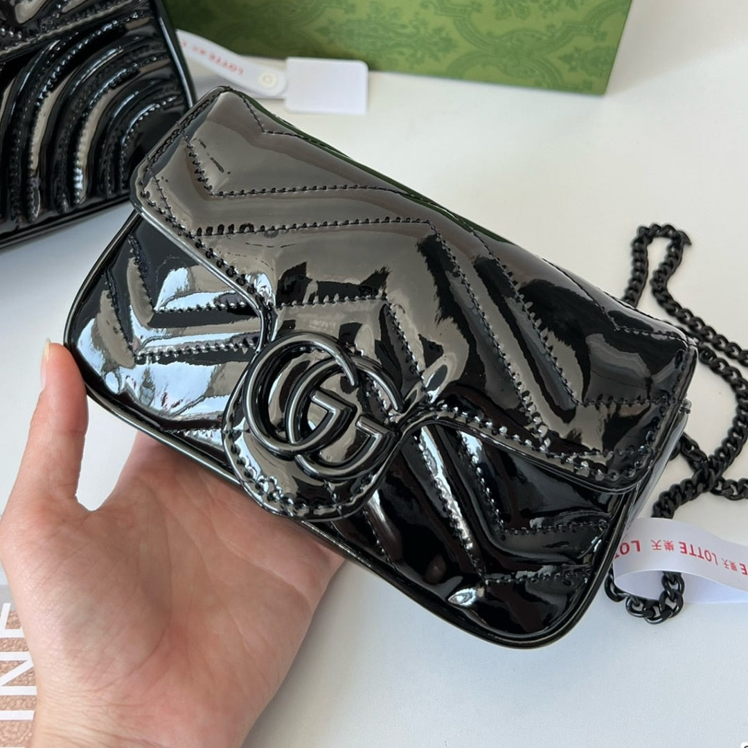 GG Marmont Mini Patent Leather Shoulder Bag Black 17Cm 476433 AACDE 1000 MARMONT Bag