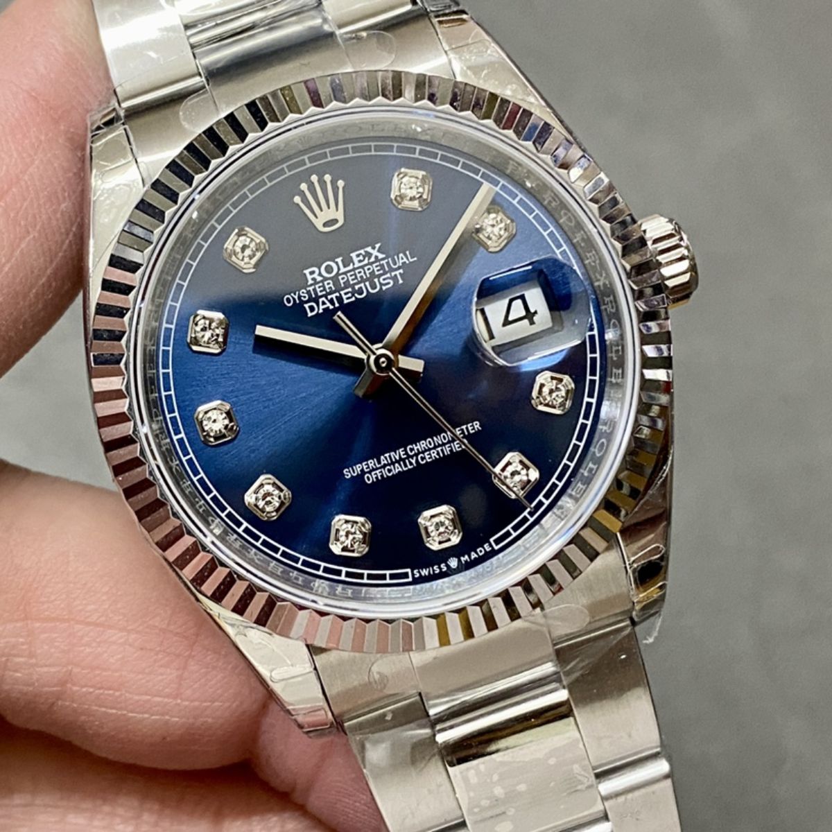 Regency Classic Date 36 mm Timeless Fluted Bezel Bright blue set with diamonds Dial 126234 8568