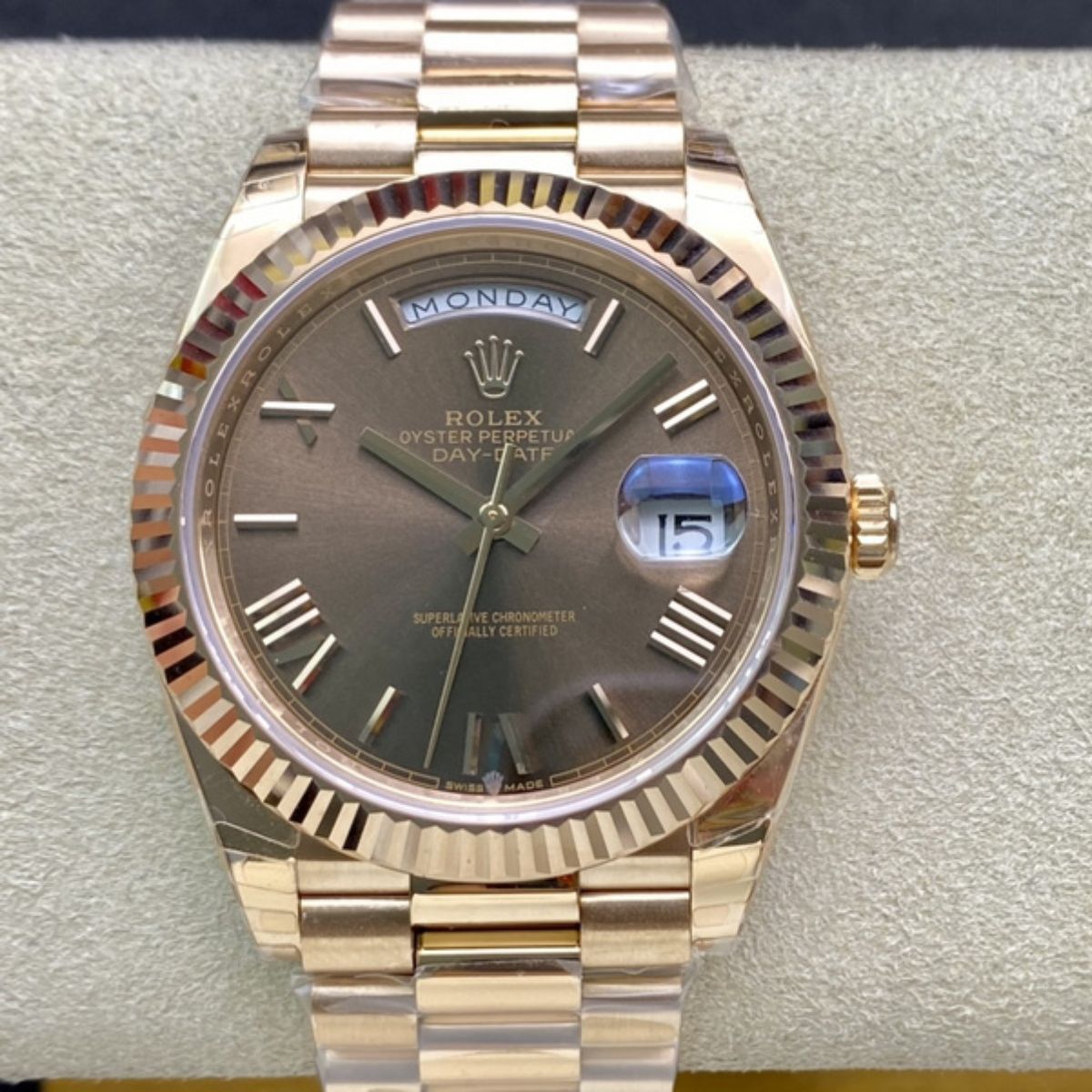 Regency Weekday 40 mm Weekday Fluted Bezel Chocolate Dial 228235 5961