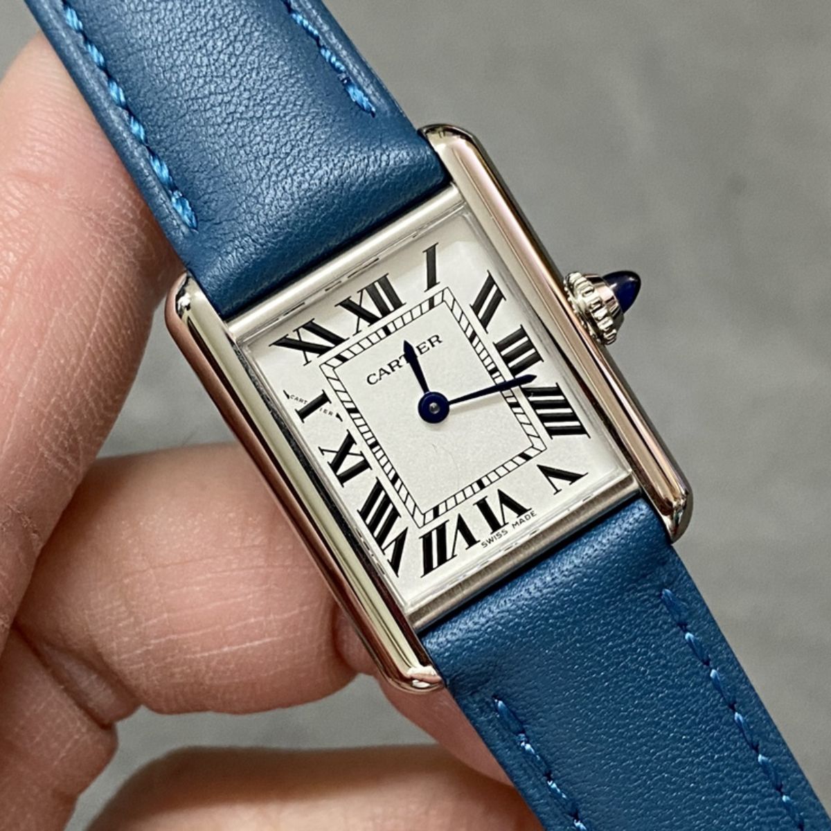 Parisian Rectangular Essential watch 29.5 x 22 mm 7878