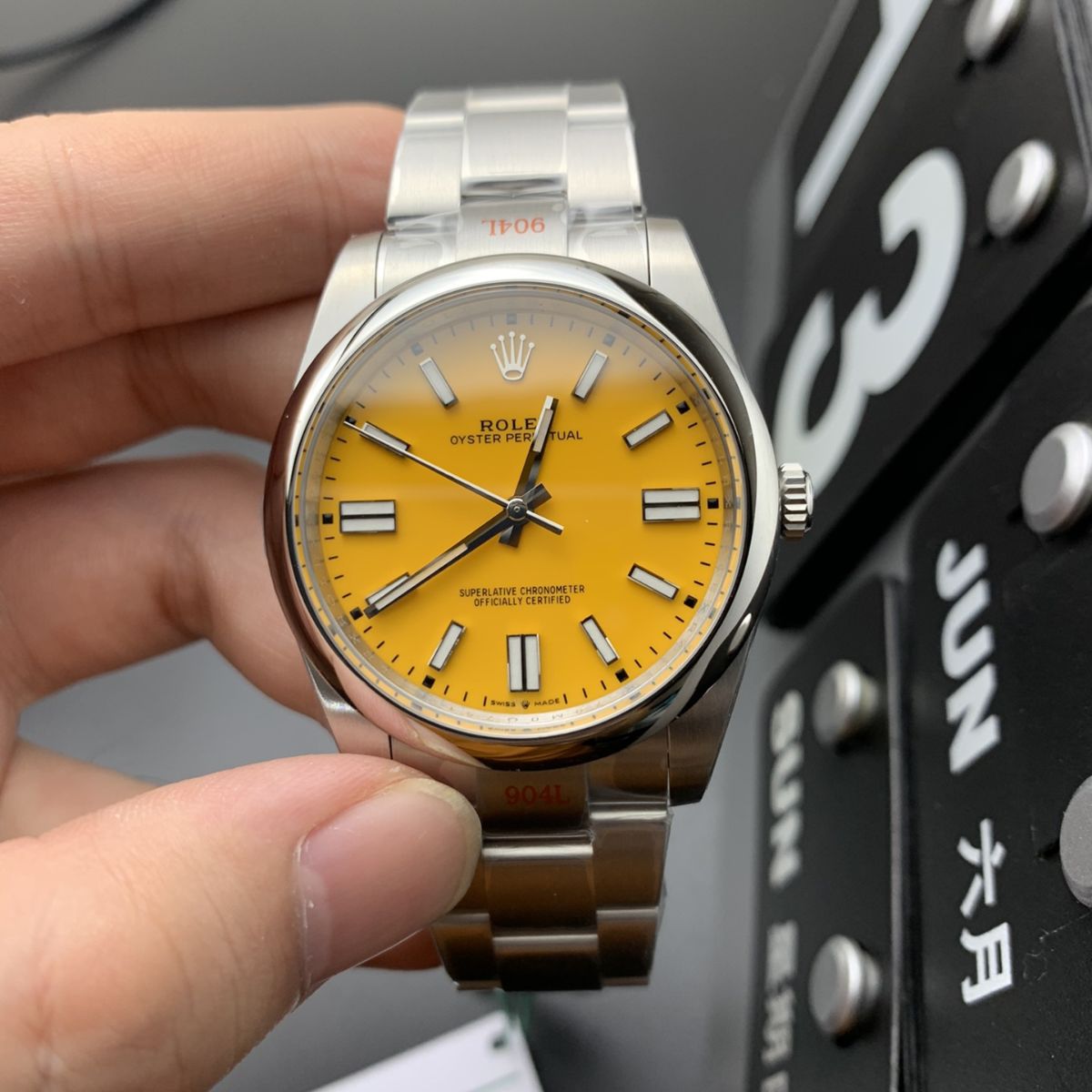 [Super Clone] Regency Timeless Perpetual 41 mm Timeless Trapeze Bezel Yellow Dial 6869