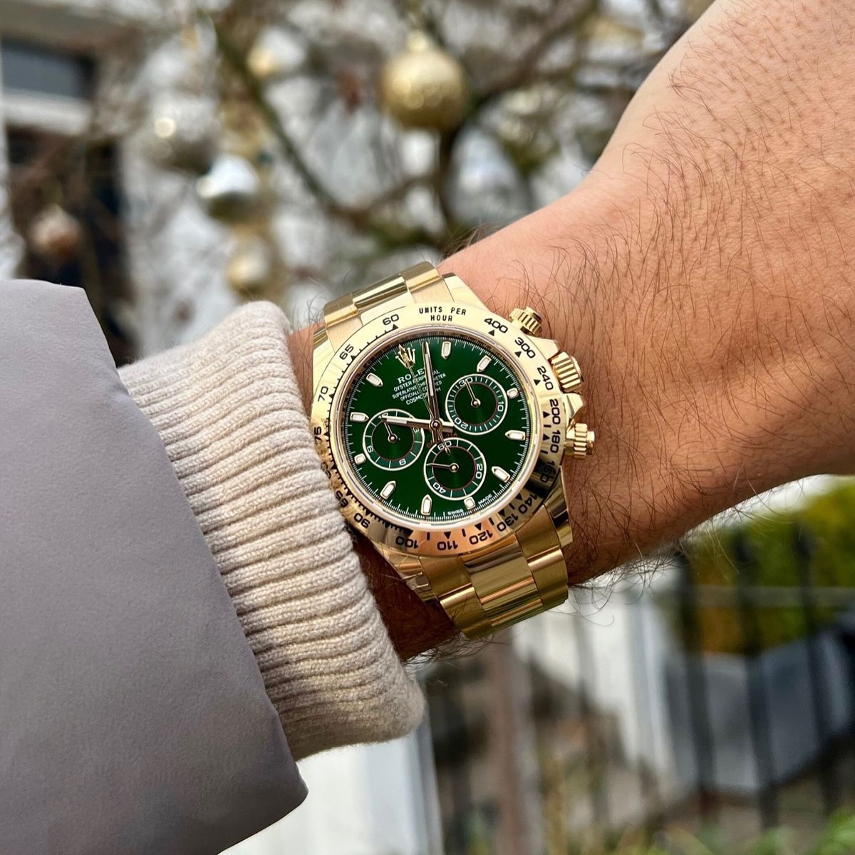 [Super Clone] Regency Racing Chronograph 40 mm Timeless Yellow Bezel Bright green Dial 2135