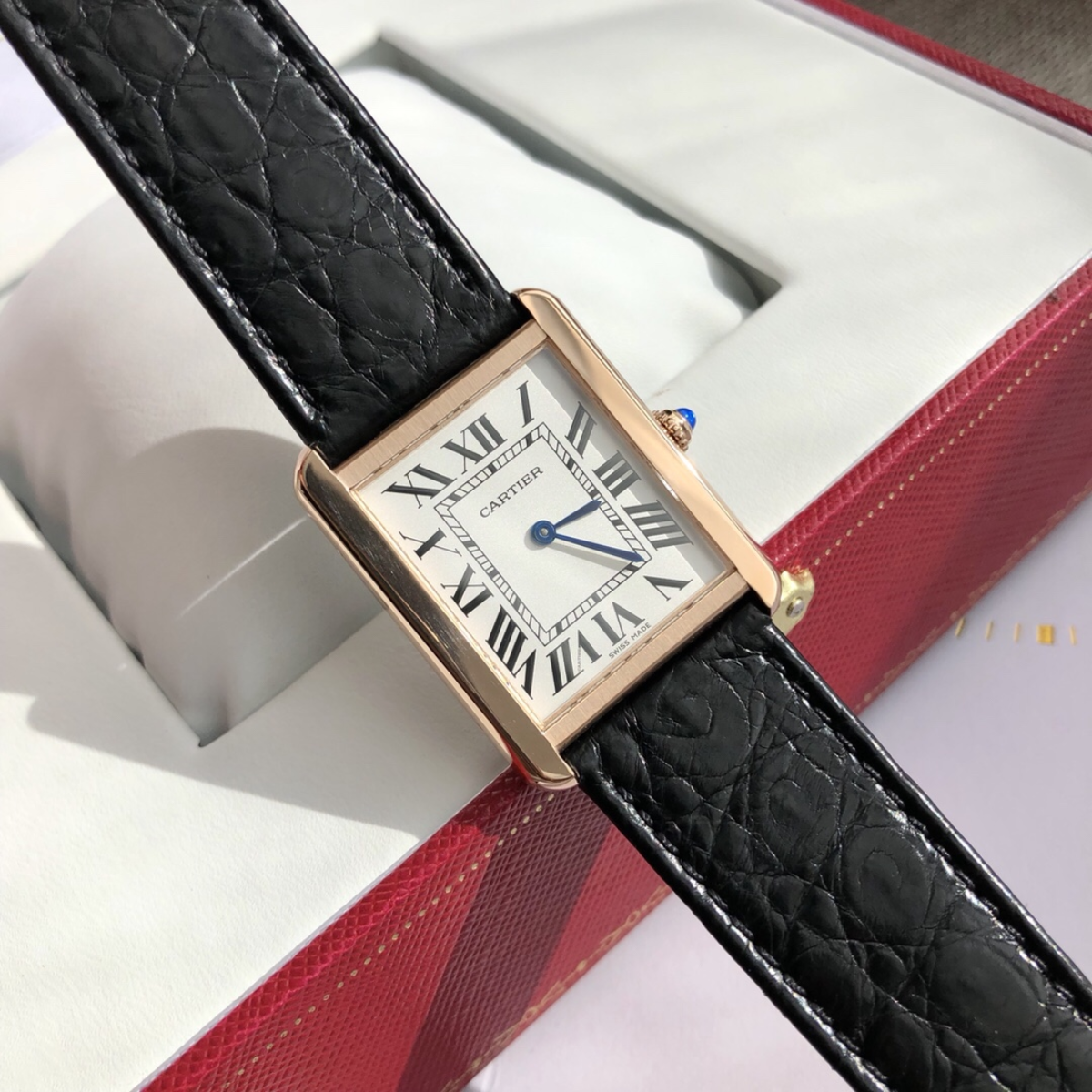Parisian Rectangular Essential watch 33 x 27 mm 5811