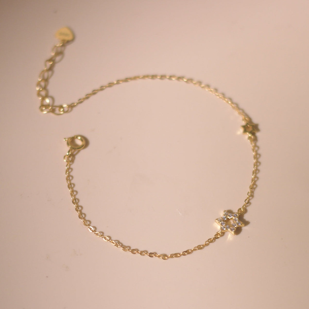 ELVORIA Roise Snowflake Bracelet – 18K Gold Plated 925 Sterling Silver