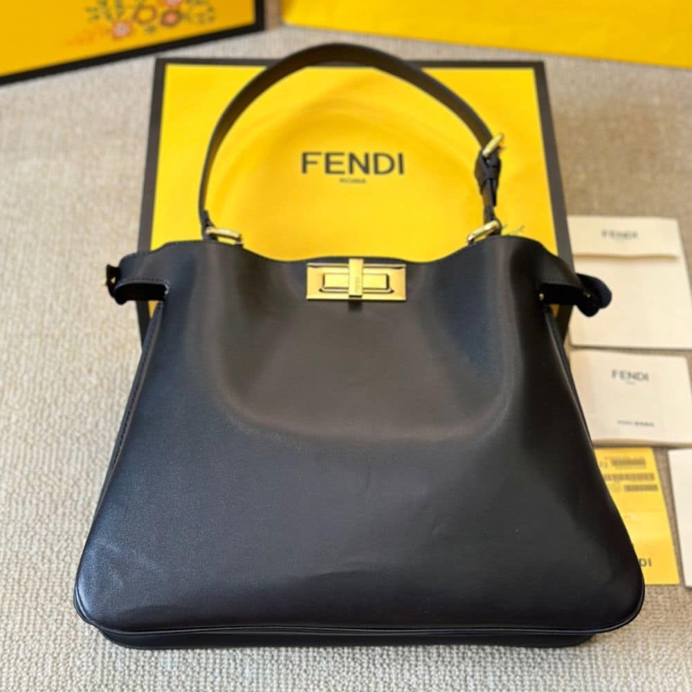 Peekaboo Medium Soft Leather Shoulder Bag Black 33Cm 22 New Collection Bag Peekaboo Bag