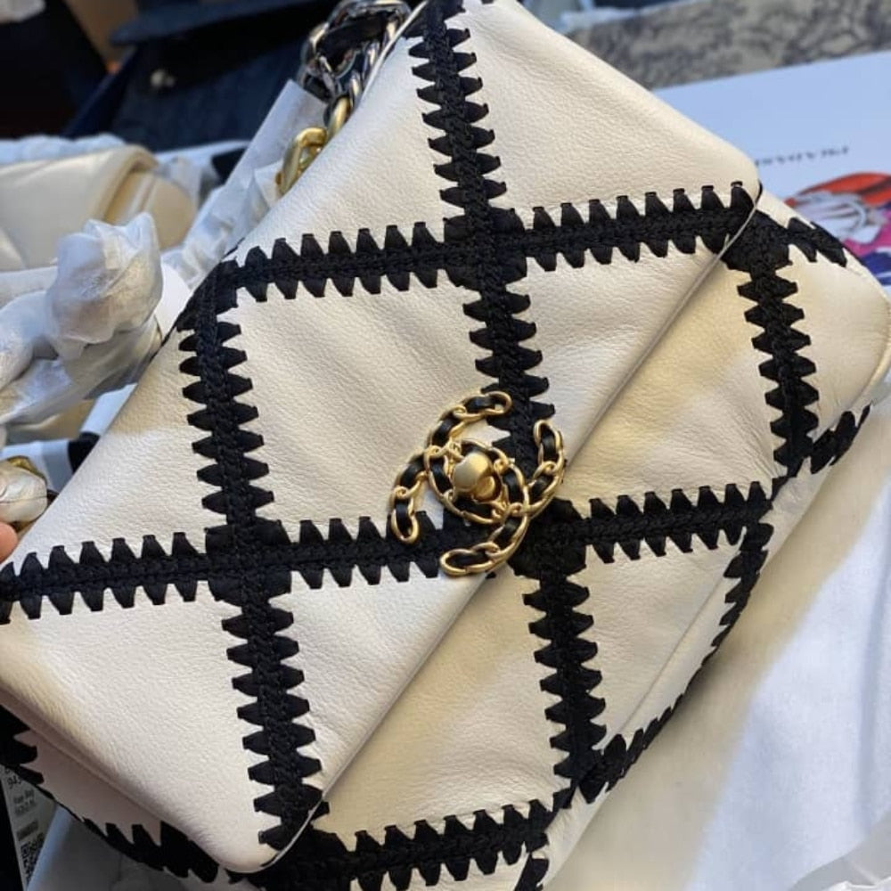 19 Medium Smooth Leather Flap Bag White Black 24cm AS1160 B04824 C0200 22 New Collection Bag Flap Bag