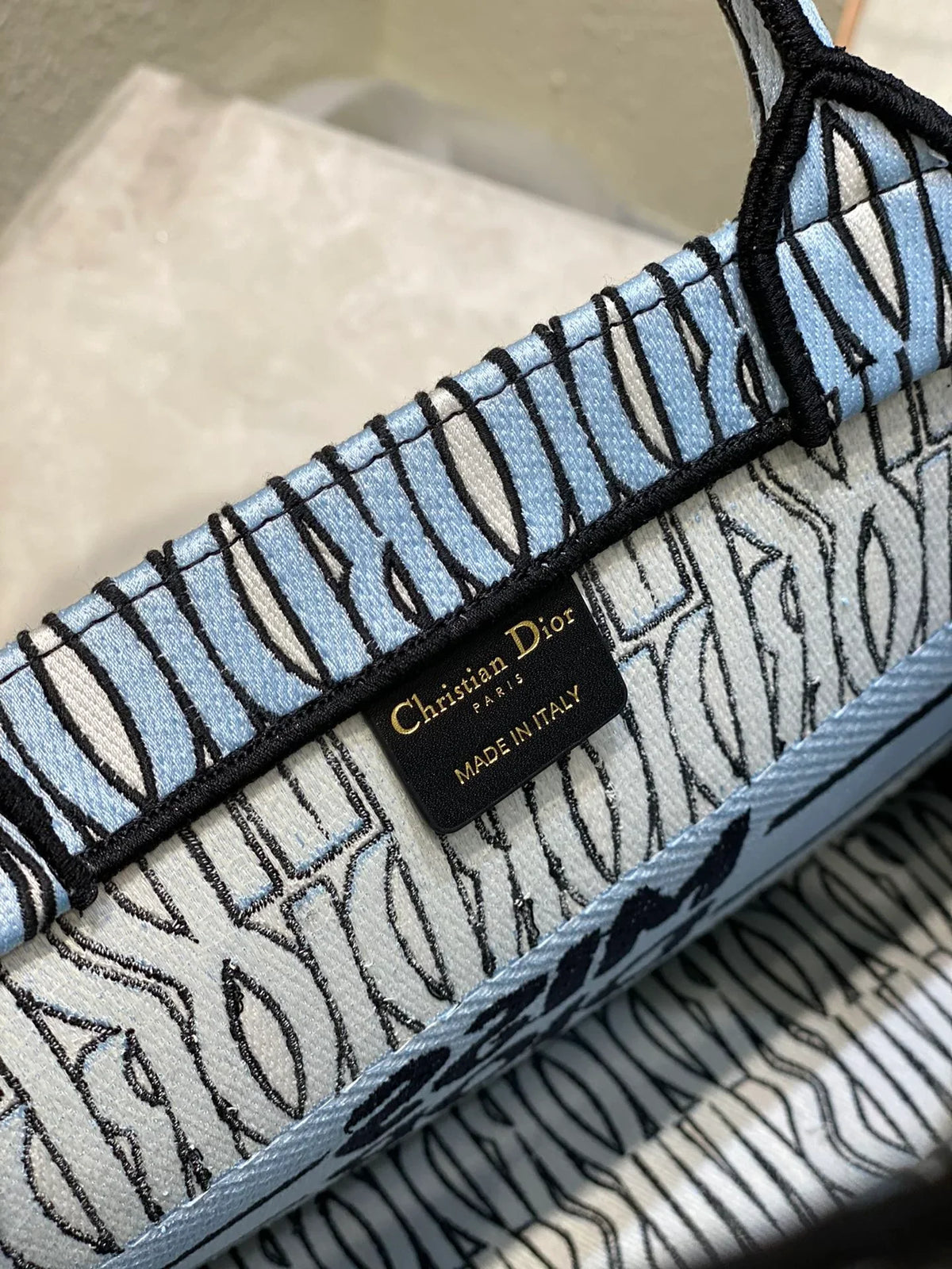 2026 Exquisite+leather+bags-400