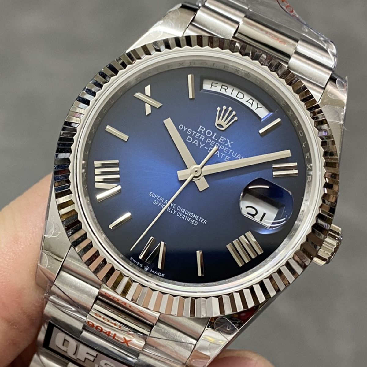 [Super Clone] Regency Weekday 40 mm Weekday Fluted Bezel Blue ombre Dial 228236 5756