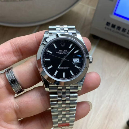 Regency Classic Date 41 mm Five-Link Smooth Bezel Bright black Dial 126300 7586