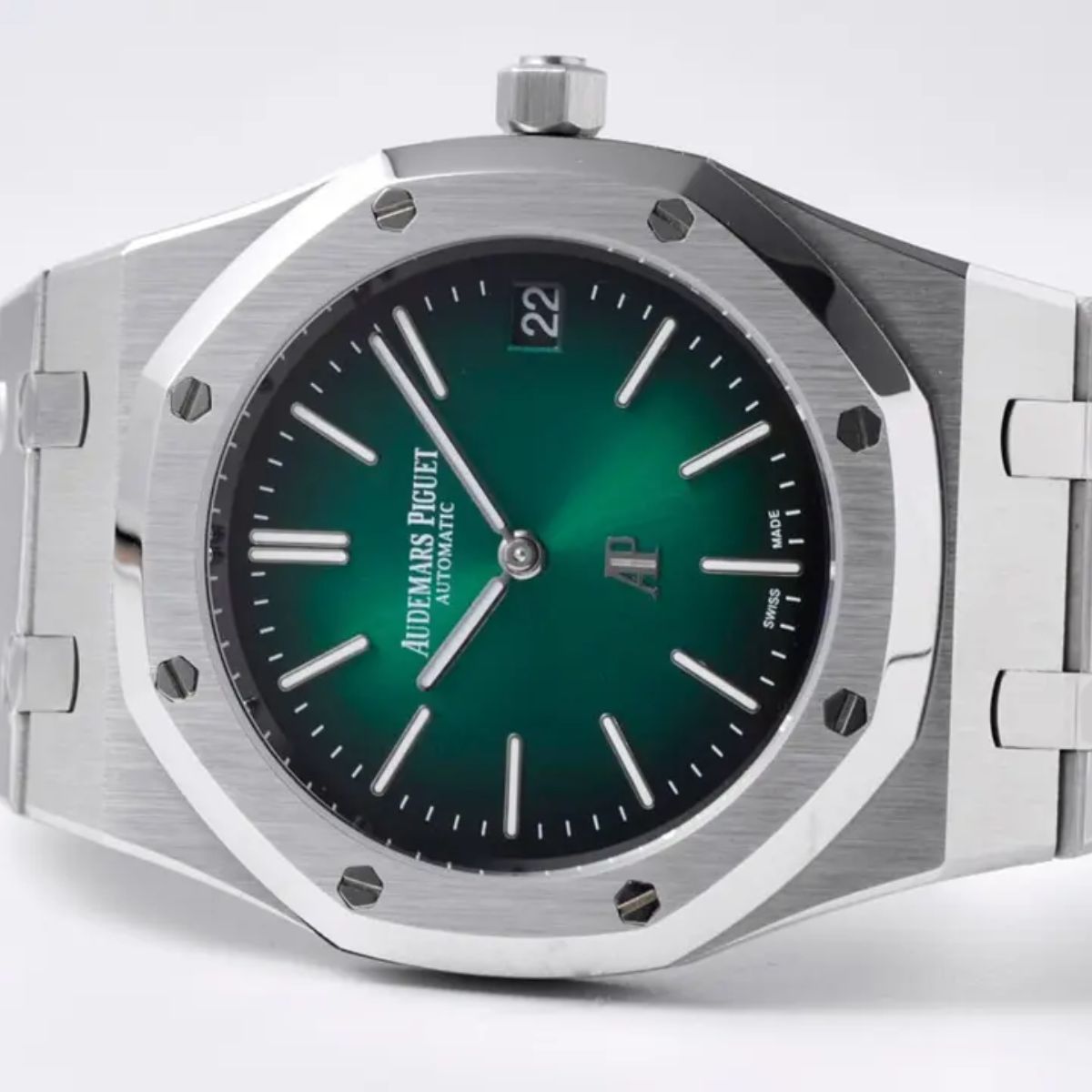 Prestige Atelier Octagon Sport Jumbo Extra Thin 39mm Green Dial Platinum 8652