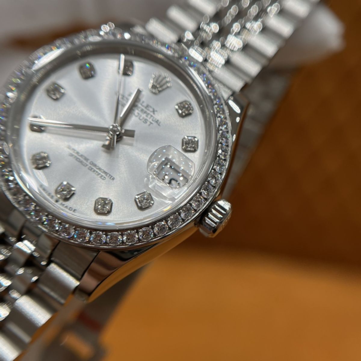 [Super Clone] Regency Classic Date 31 mm Five-Link Brilliant diamond set Bezel Silver set with diamonds Dial 278384RBR 7615