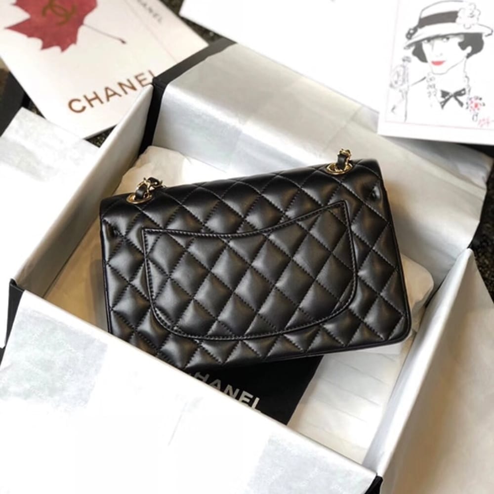 Classic 11.12 Medium Smooth Leather Flap Bag Black 25cm A01112 Y01295 94305 22 New Collection Bag Flap Bag