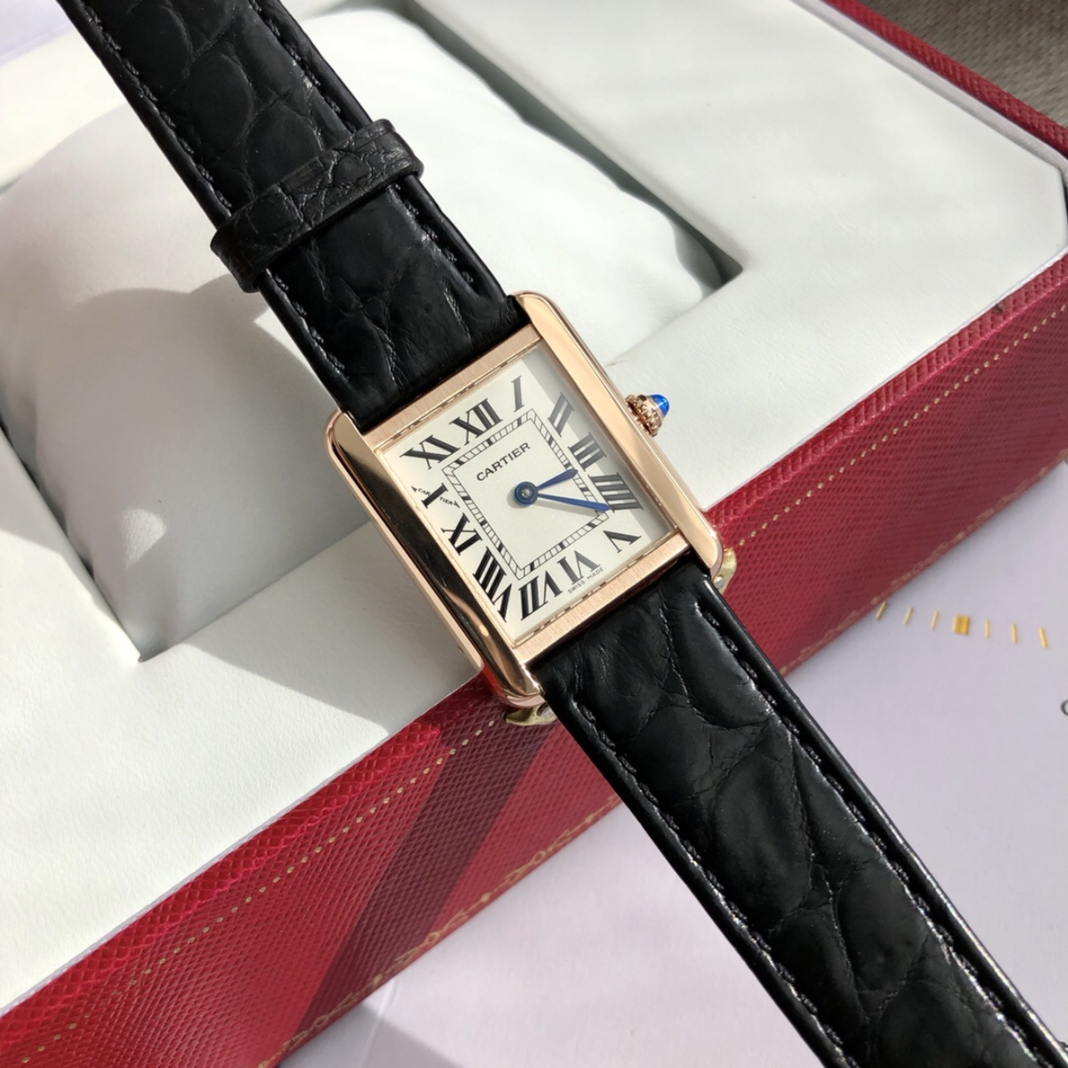 Parisian Rectangular Essential watch 31 x 24 mm 4141