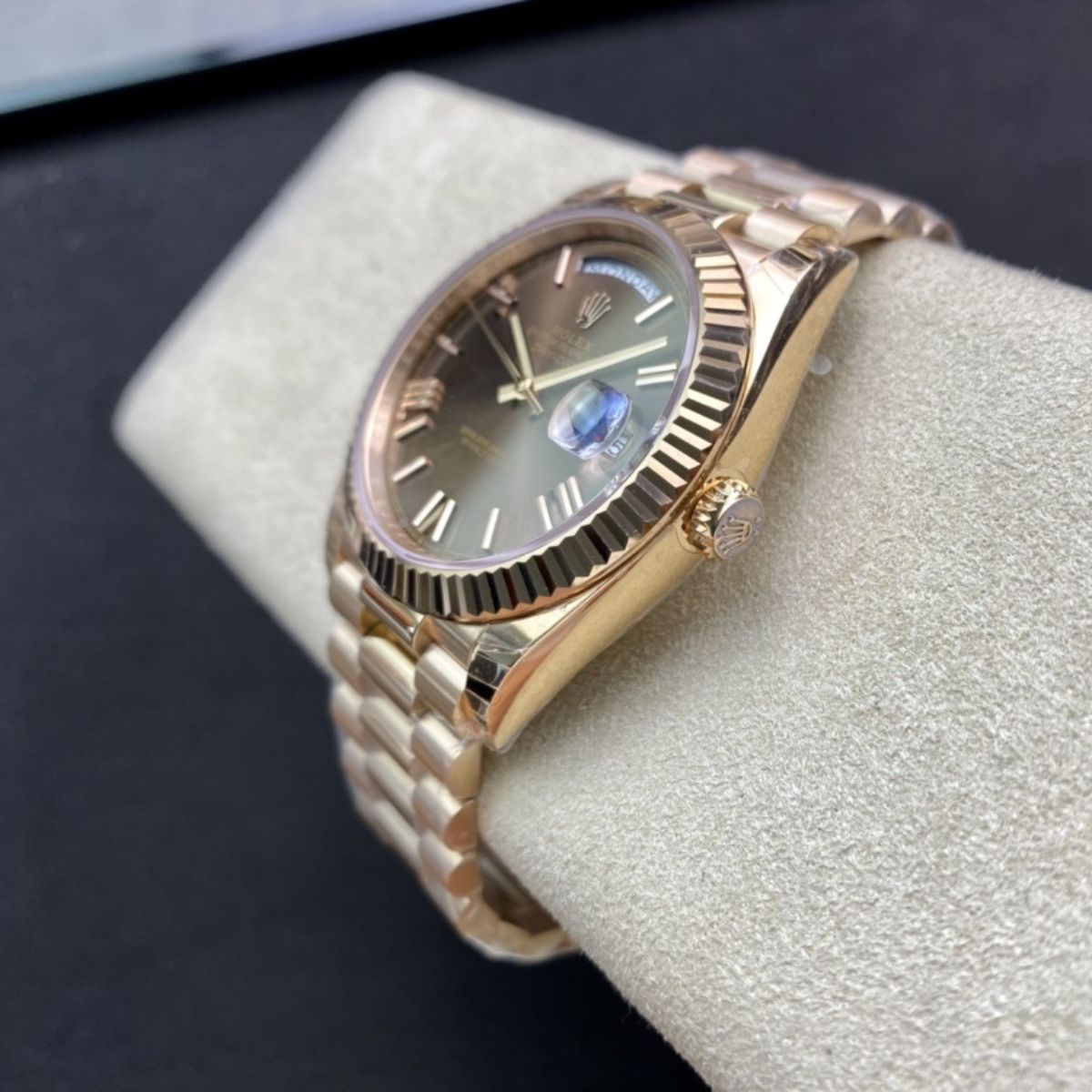 [Super Clone] Regency Weekday 40 mm Weekday Fluted Bezel Chocolate Dial 228235 6061
