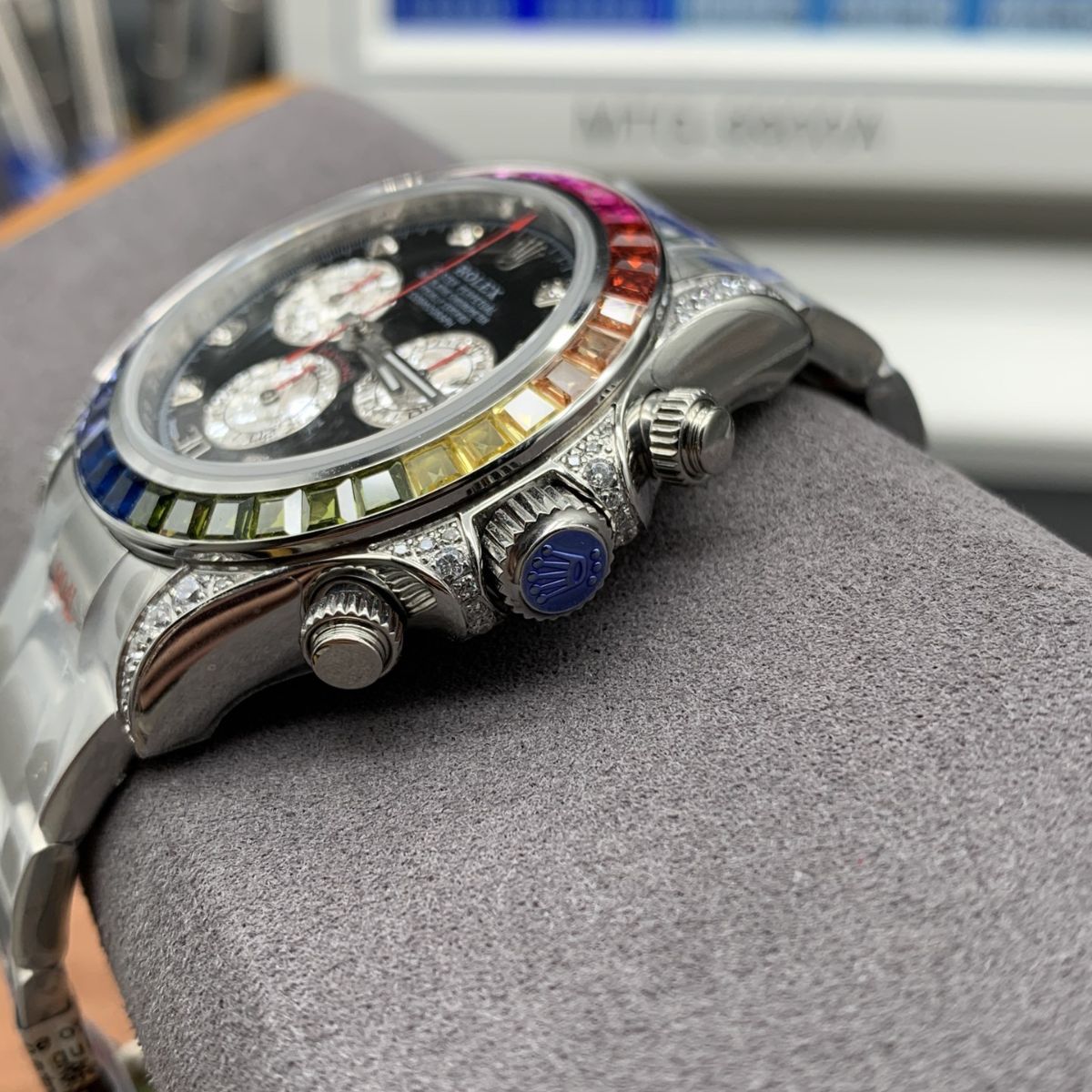 [Super Clone] Regency Racing Chronograph 40 mm Timelesssteel Rainbow Bezel Panda Dial 3990