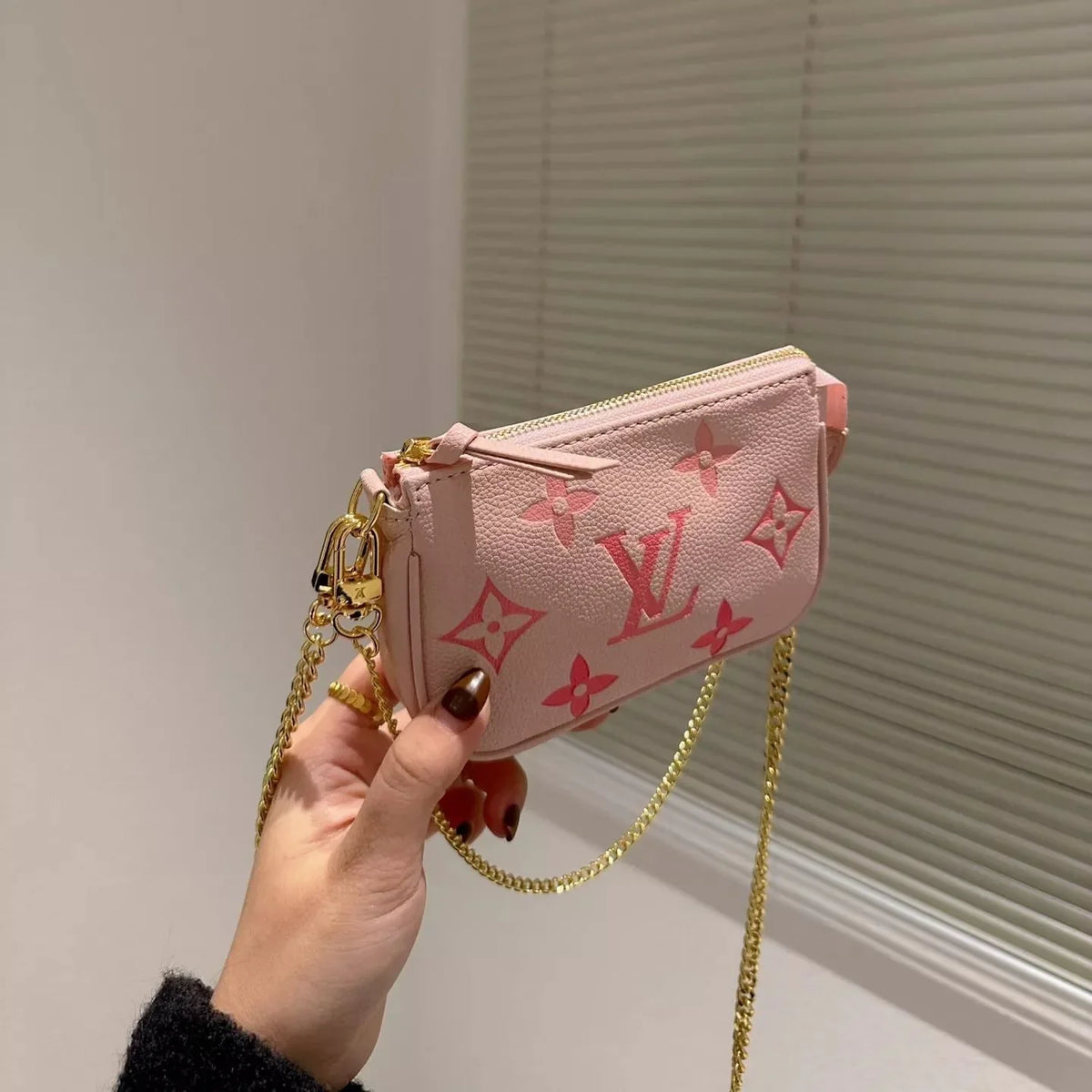 2026 Exquisite+leather+bags-577