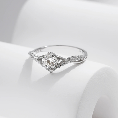 Elegant Crown Moissanite Engagement Ring – D Color 925 Sterling Silver