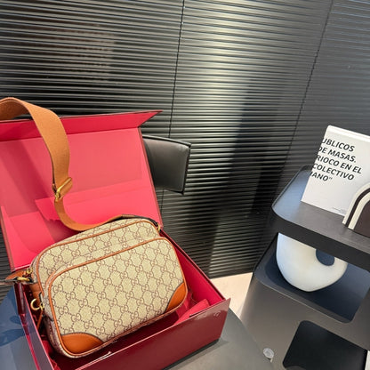 GG Emblem Small GG Monogram Canvas Crossbody Bag Beige And Brown 23Cm 821160 FAED3 9786 Emblem Bag