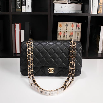 Classic Medium Smooth Leather Flap Bags Black 25cm Classic Bag