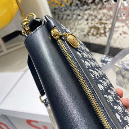 2026 Exquisite+leather+bags-499