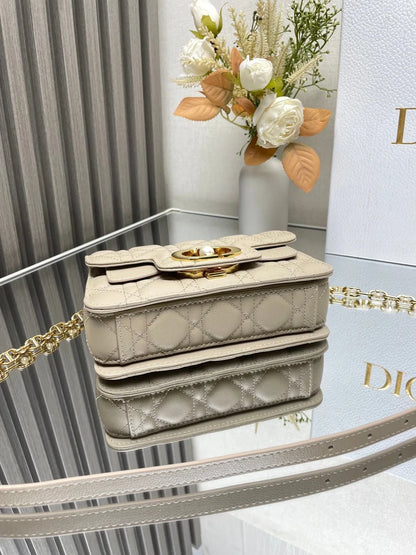 2026 Exquisite+leather+bags-363