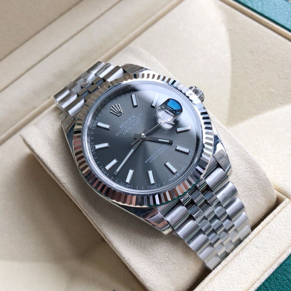 [Super Clone] Regency Classic Date 41 mm Five-Link Fluted Bezel Slate Dial 126334 6528