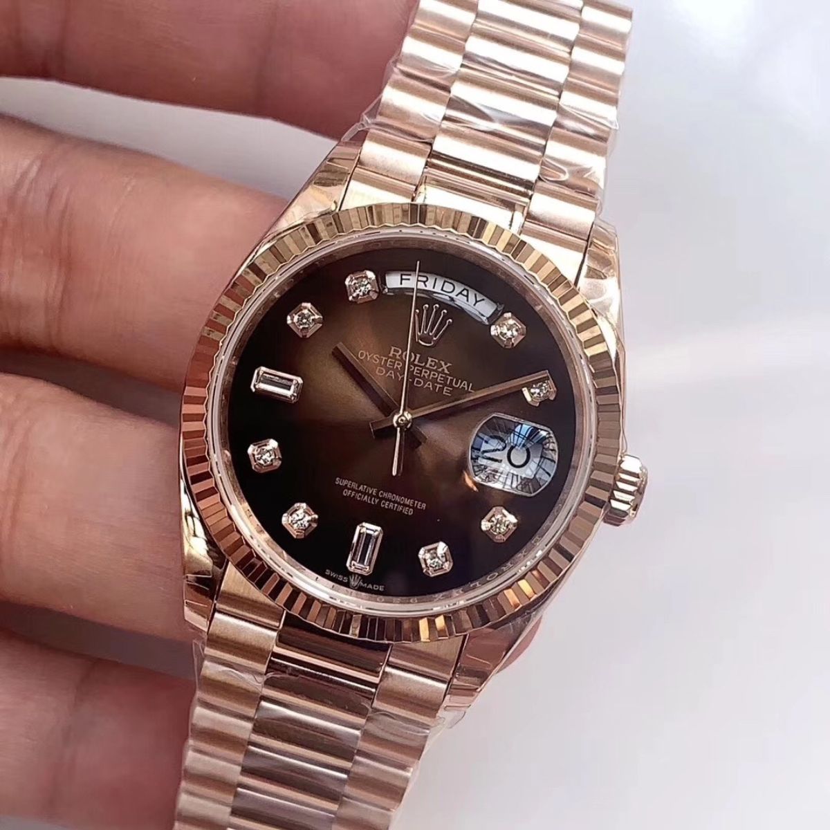 [Super Clone] Regency Weekday 36 mm Weekday Fluted Bezel Brown ombre set with diamonds Dial 128235 4803