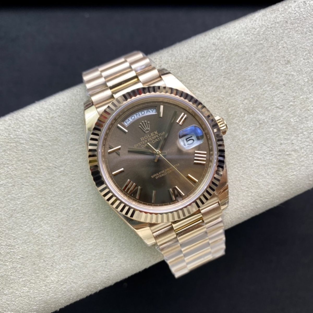 [Super Clone] Regency Weekday 40 mm Weekday Fluted Bezel Chocolate Dial 228235 6061