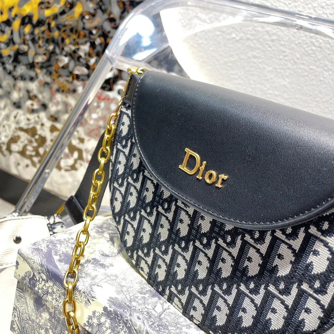 2026 Exquisite+leather+bags-499