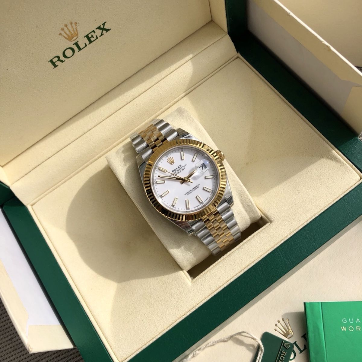 [Super Clone] Regency Classic Date 41 mm Five-Link Fluted Bezel White Dial 126333 2773