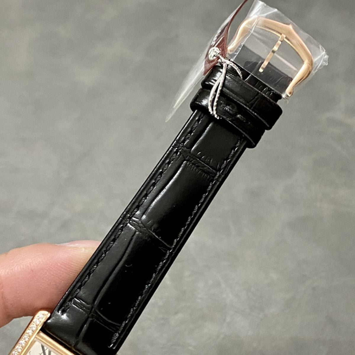 Parisian Rectangular Essential watch 29.5 x 22 mm 7648
