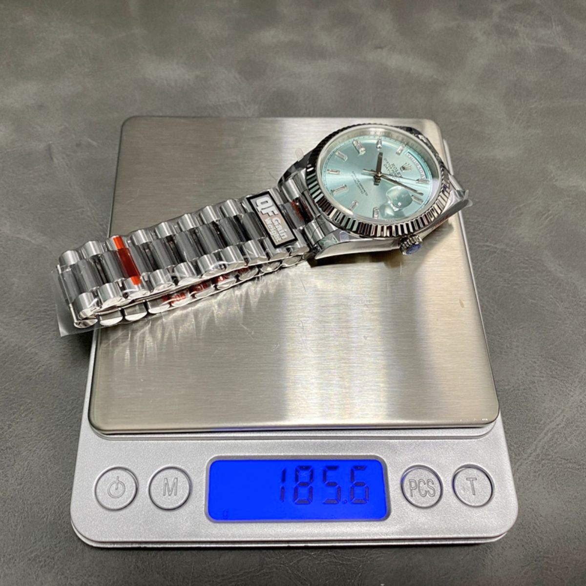 [Super Clone] Regency Weekday 40 mm Weekday Fluted Bezel Ice blue Dial 228236 6166