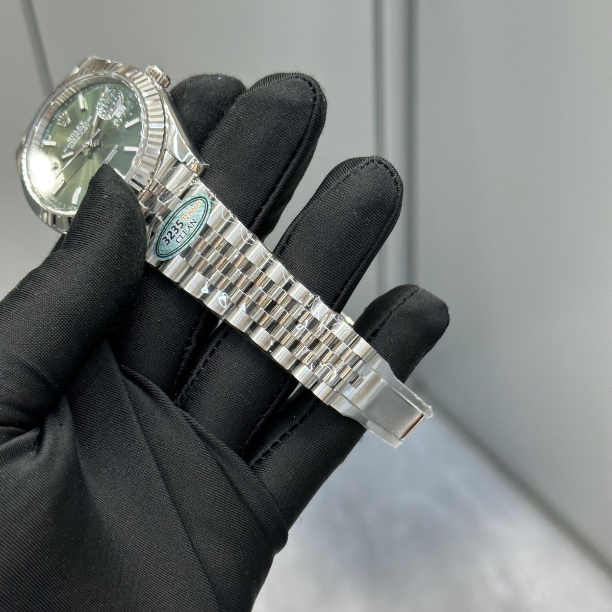 [Super Clone] Regency Classic Date 41 mm Five-Link Fluted Bezel Mint green Dial 126334 8206