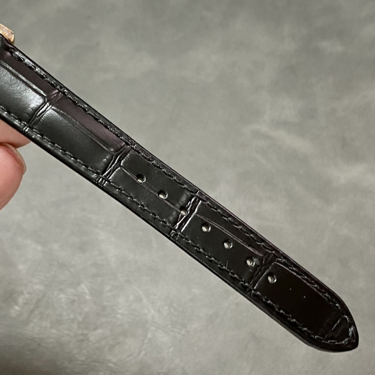 Parisian Rectangular Essential watch 29.5 x 22 mm 7648