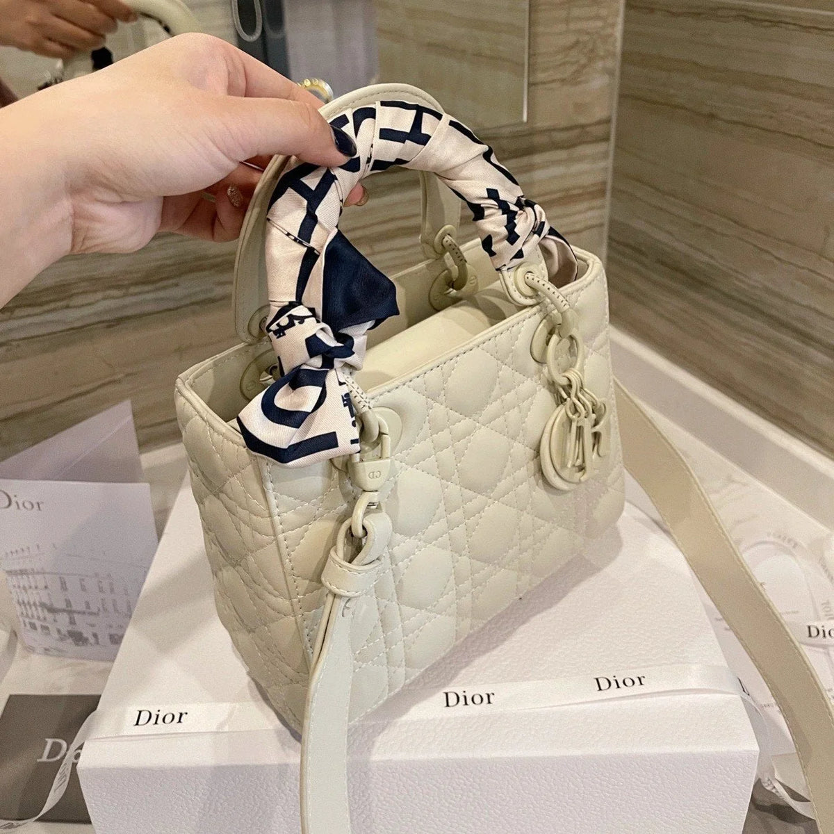 2026 Exquisite+leather+bags-532