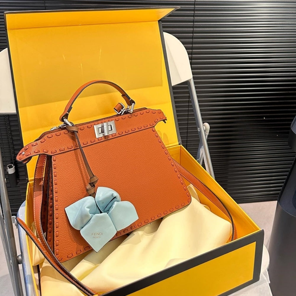 Peekaboo ISeeU Small Selleria Handbag Brown 27Cm 8Bn335Arbbf0Emr 22 New Collection Bag Peekaboo Bag