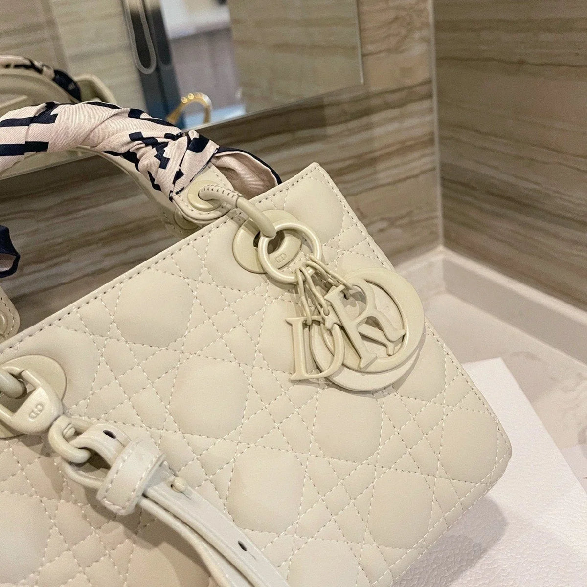 2026 Exquisite+leather+bags-532