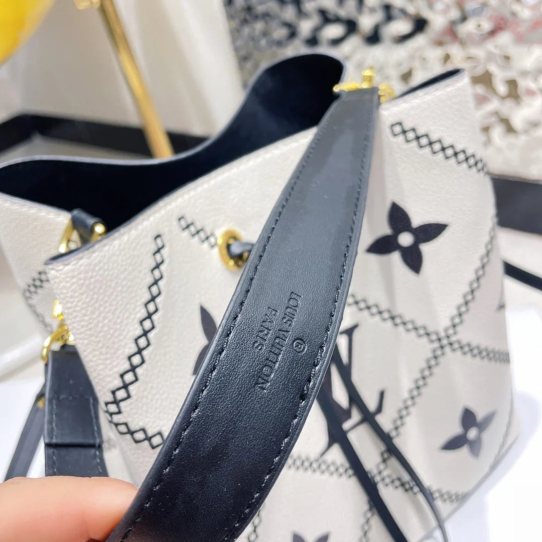 2026 Exquisite+leather+bags-509