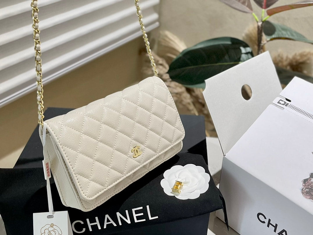Classic Small Grained Leather Wallet On Chain Bags White 19cm Classic Bag