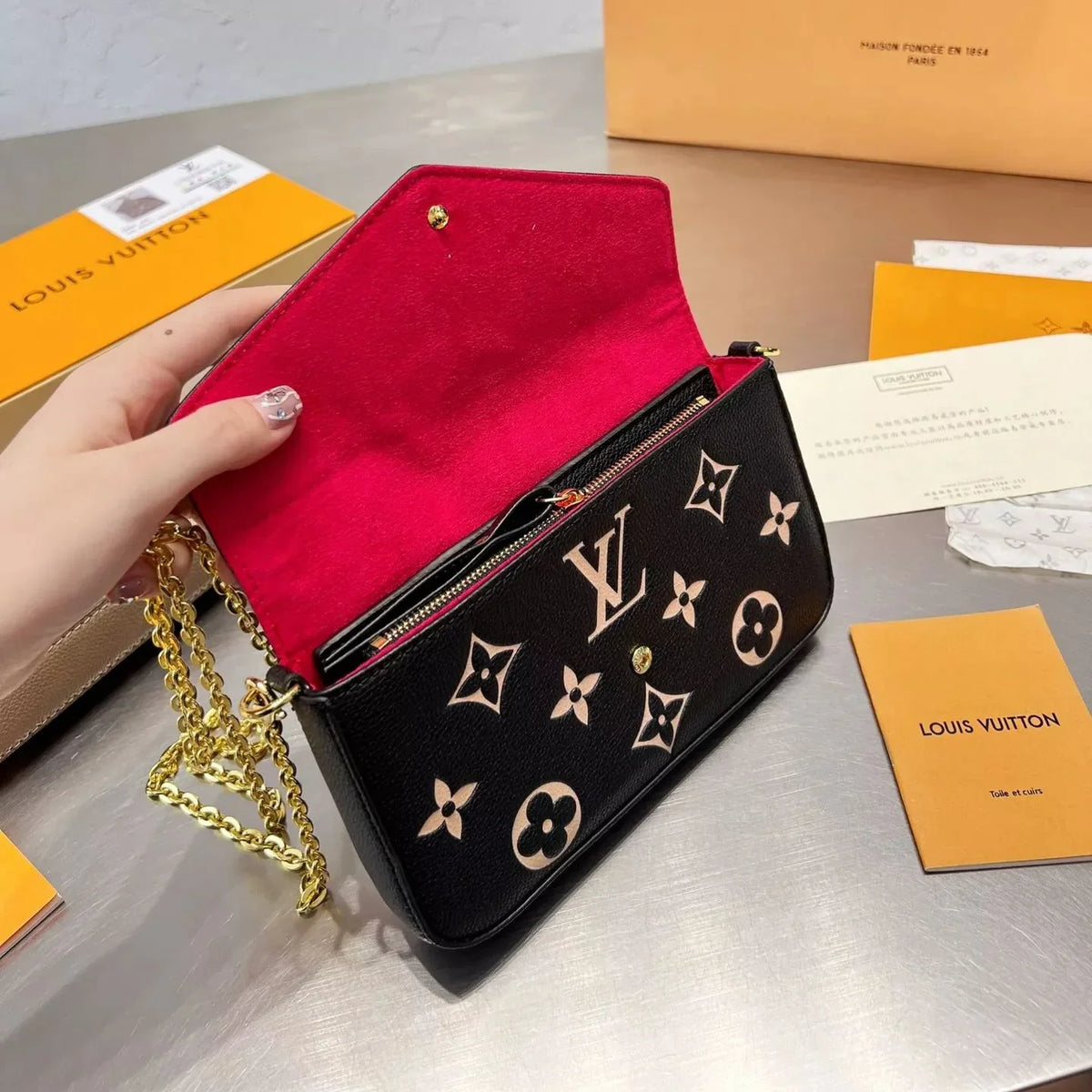 2026 Exquisite+leather+bags-574
