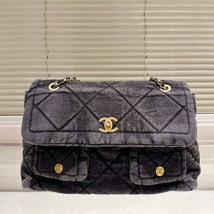 Classic Maxi Denim Flap Bag Black 30cm AS5727 B22144 94305 Classic Bag