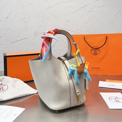 2026 Exquisite+leather+bags-652