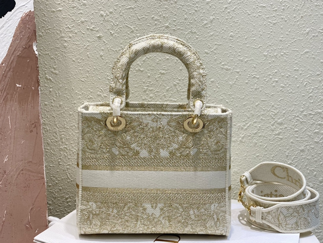 2026 Exquisite+leather+bags-143